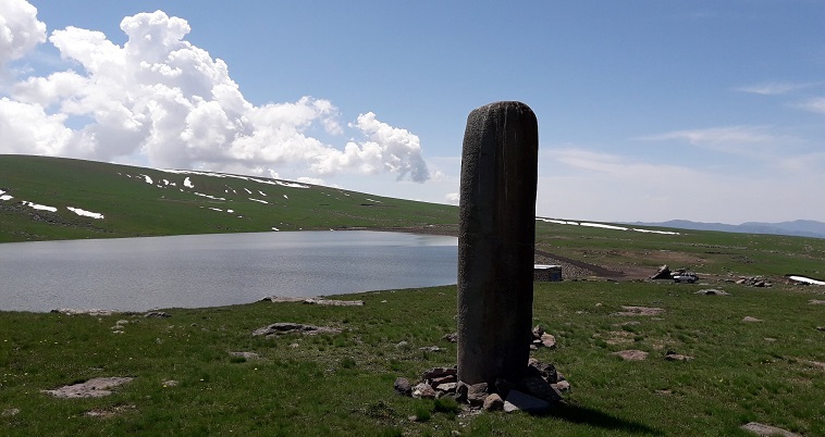 אבני הווישאפ המסתוריות ברמות הגבוהות של ארמניה
