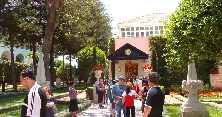בית הקבר של הבהאאללה בעכו
