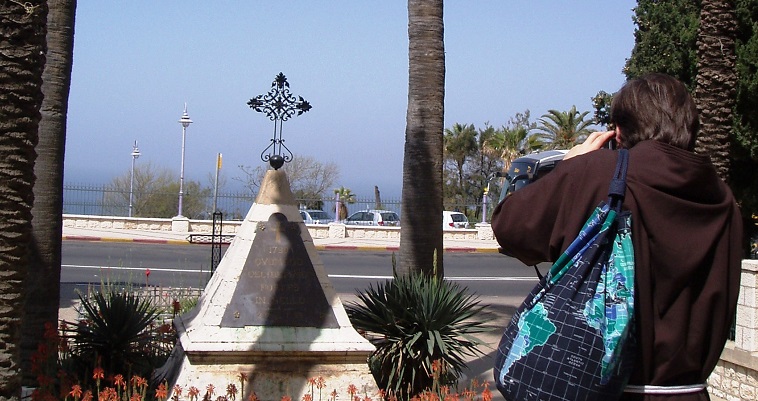 מצבת זיכרון לחיילי נפוליון ליד סטלה מאריס חיפה