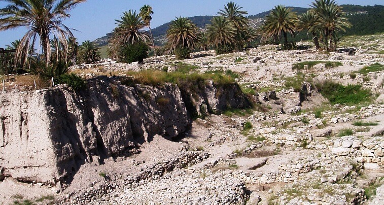 הבמה העגולה והמוחרקה מגידו ישראל