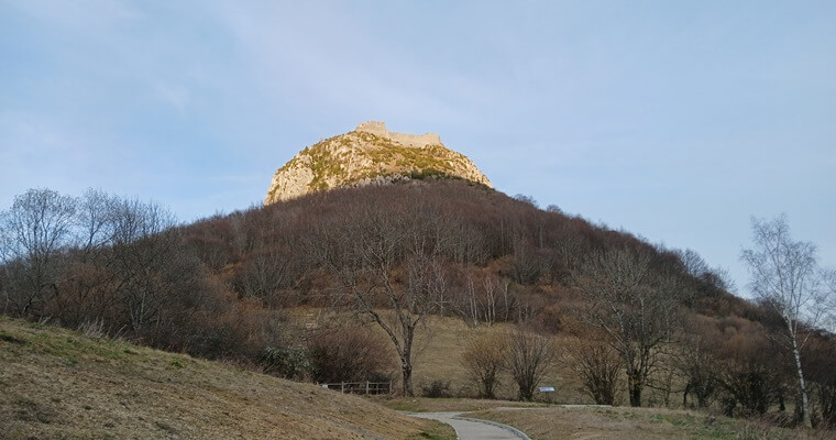 ההר הקדוש של הקתרים מונטסיגור צרפת