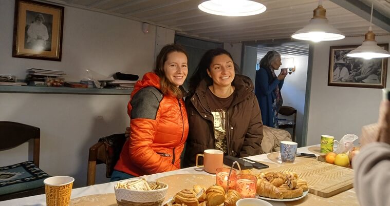 שולחן מרתף בית דנוב סופיה בולגריה